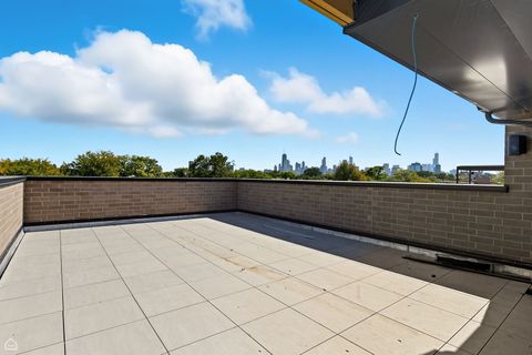 Tiny photo for 2127 N Racine Avenue #2, Chicago, IL 60614 (MLS # 12477763)