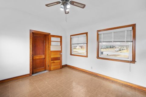 Tiny photo for 3049 38th Street, Rock Island, IL 61201 (MLS # 12590369)