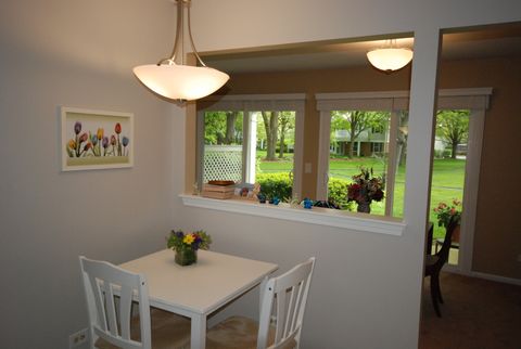 Tiny photo for 662 Regent Lane #D, Prospect Heights, IL 60070 (MLS # 12611867)