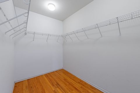 Tiny photo for 4553 S King Drive, Chicago, IL 60653 (MLS # 12585989)