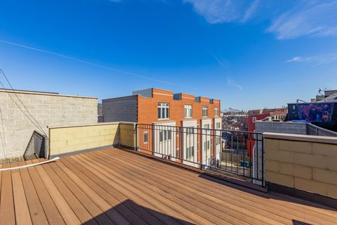 Tiny photo for 4553 S King Drive, Chicago, IL 60653 (MLS # 12585989)