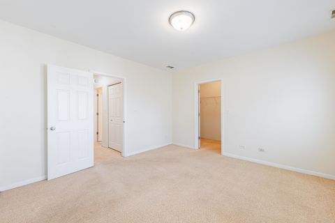 Tiny photo for 4553 S King Drive, Chicago, IL 60653 (MLS # 12585989)