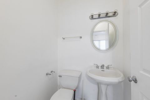 Tiny photo for 4553 S King Drive, Chicago, IL 60653 (MLS # 12585989)