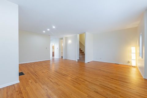 Tiny photo for 4553 S King Drive, Chicago, IL 60653 (MLS # 12585989)