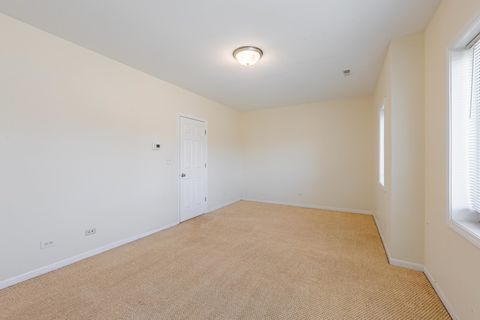 Tiny photo for 4553 S King Drive, Chicago, IL 60653 (MLS # 12585989)