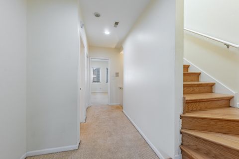 Tiny photo for 4553 S King Drive, Chicago, IL 60653 (MLS # 12585989)