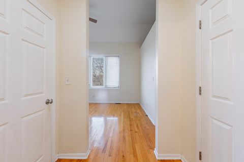 Tiny photo for 4553 S King Drive, Chicago, IL 60653 (MLS # 12585989)
