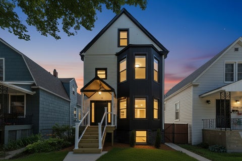 Tiny photo for Chicago, IL 60618 (MLS # 12678810)