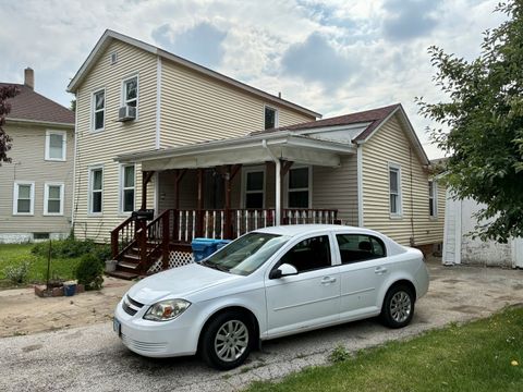 160 N Root Street Aurora IL 60505