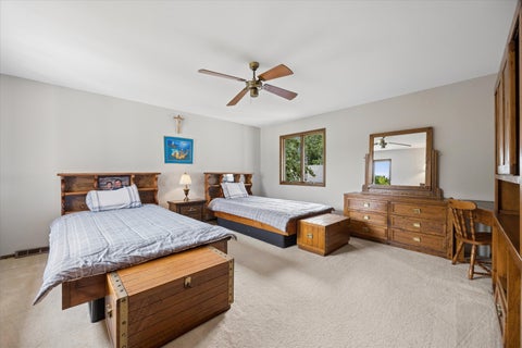 Tiny photo for 6001 Sedgley Court, Burr Ridge, IL 60527 (MLS # 12718622)