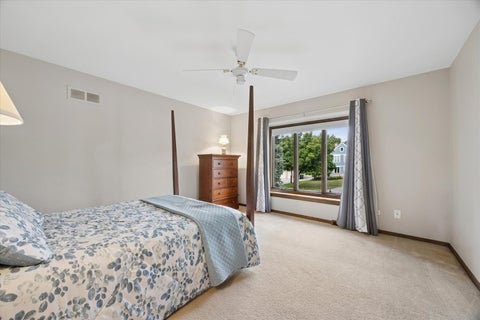 Tiny photo for 6001 Sedgley Court, Burr Ridge, IL 60527 (MLS # 12718622)