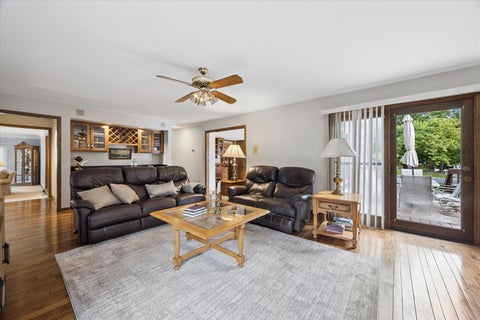 Tiny photo for 6001 Sedgley Court, Burr Ridge, IL 60527 (MLS # 12718622)