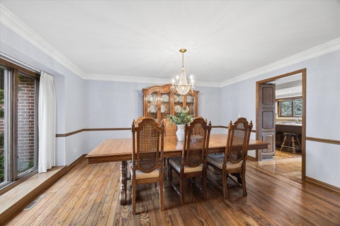 Tiny photo for 6001 Sedgley Court, Burr Ridge, IL 60527 (MLS # 12718622)