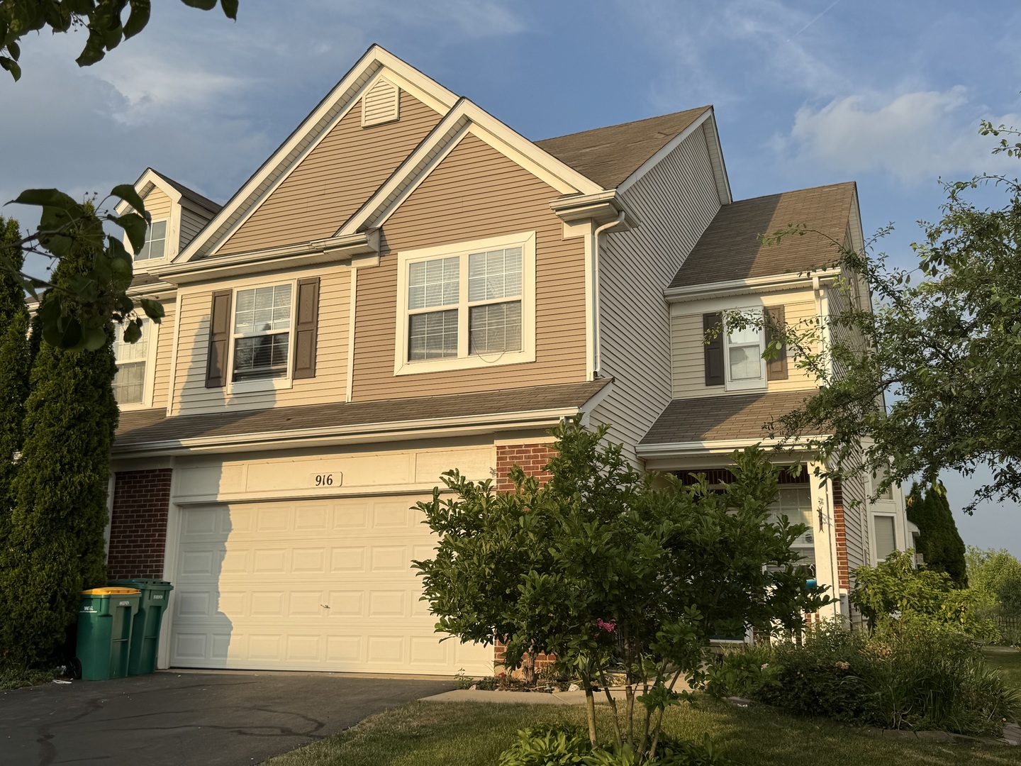 916 Bluebell Circle 916