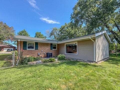 Tiny photo for 1348 Briarcliff Drive, Rantoul, IL 61866 (MLS # 12722452)