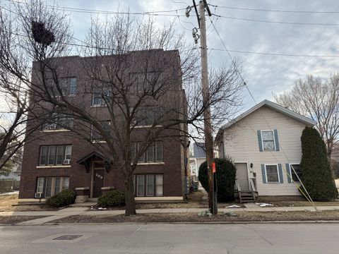 209 N Center Street Joliet IL 60435