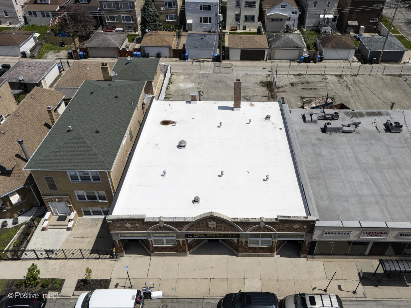 3011 N Austin Avenue