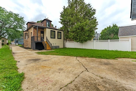 Tiny photo for 6429 28th Street, Berwyn, IL 60402 (MLS # 12748815)