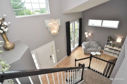 Tiny photo for 2012 Spring Creek Lane, McHenry, IL 60050 (MLS # 12506155)