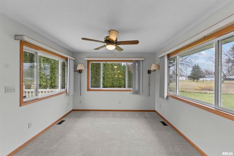 Tiny photo for 2009 VILLA PINES Circle, Carbon Cliff, IL 61239 (MLS # QC4269630)