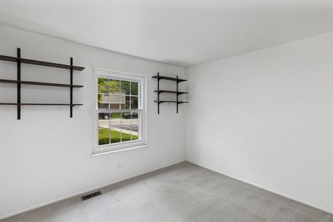 Tiny photo for 91 Lambert Drive #B1, Schaumburg, IL 60193 (MLS # 12434979)