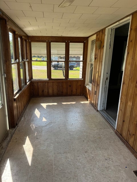Tiny photo for 513 E Smith Street, Benton, IL 62812 (MLS # 12744909)