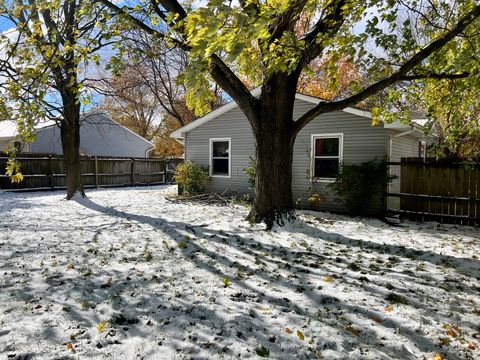 Tiny photo for 614 Creve Coeur Drive, Champaign, IL 61822 (MLS # 12510786)