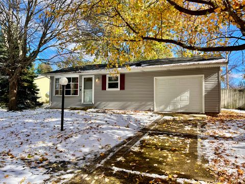 Tiny photo for 614 Creve Coeur Drive, Champaign, IL 61822 (MLS # 12510786)