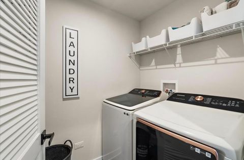 Tiny photo for 319 Atkinson Drive, Sugar Grove, IL 60554 (MLS # 12582419)