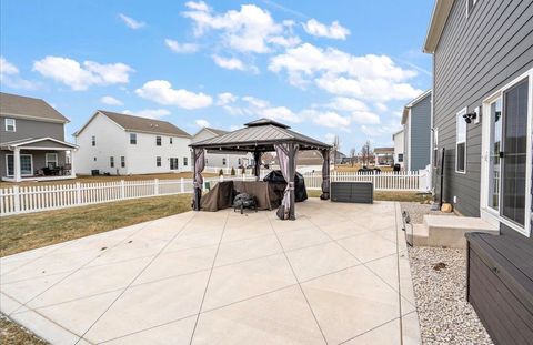 Tiny photo for 319 Atkinson Drive, Sugar Grove, IL 60554 (MLS # 12582419)