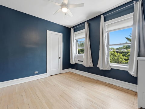 Tiny photo for 5459 S Ingleside Avenue #3S, Chicago, IL 60615 (MLS # 12708031)