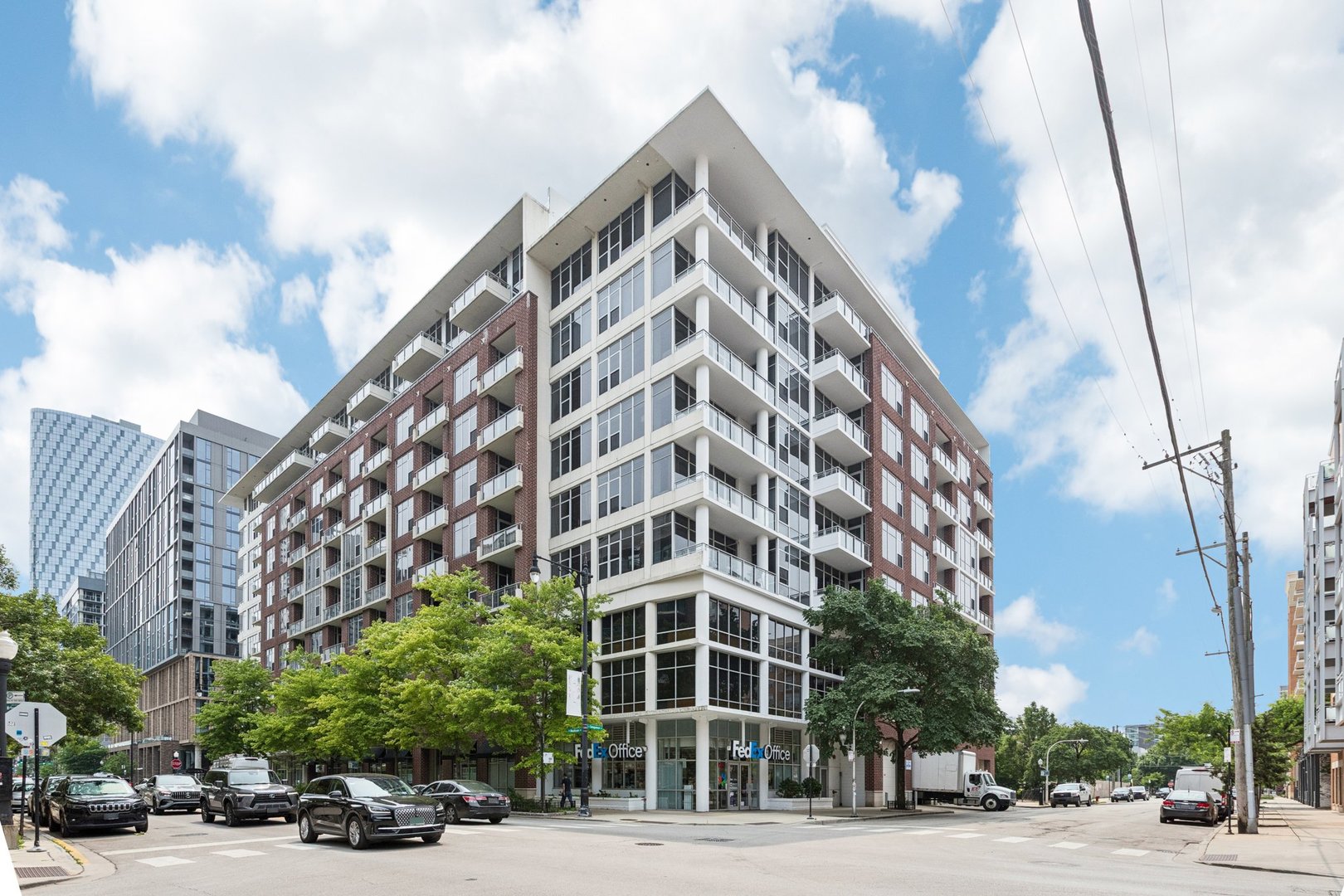 901 W Madison Street 1002