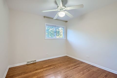 Tiny photo for 271 S Cedar Avenue, Wood Dale, IL 60191 (MLS # 12541253)