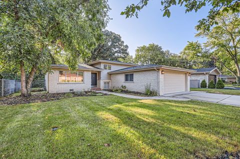 Photo of 271 S Cedar Avenue, Wood Dale, IL 60191 (MLS # 12541253)