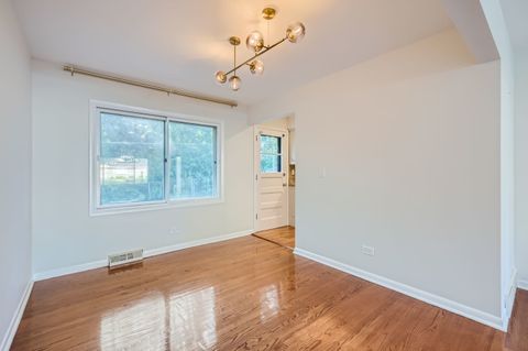 Tiny photo for 271 S Cedar Avenue, Wood Dale, IL 60191 (MLS # 12541253)