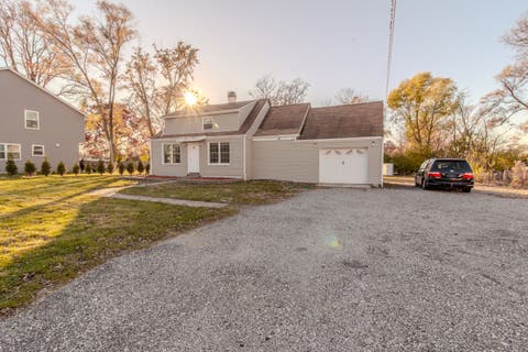 Photo of 1146 S Addison Avenue, Lombard, IL 60148 (MLS # 12729398)
