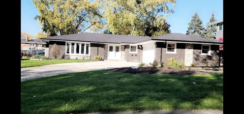 Tiny photo for 8544 Pine Street, Orland Park, IL 60462 (MLS # 12555388)