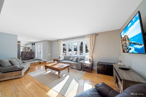 Tiny photo for 8544 Pine Street, Orland Park, IL 60462 (MLS # 12555388)