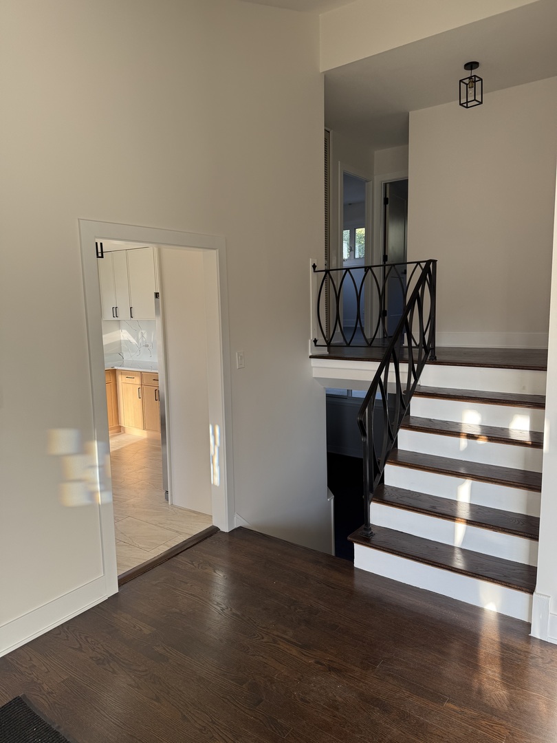 8661 N National Avenue N