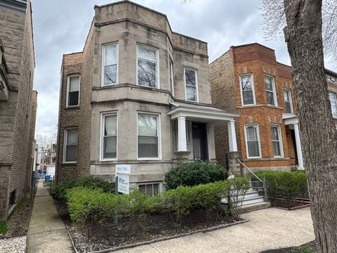 2512 N Mozart Street Chicago IL 60647