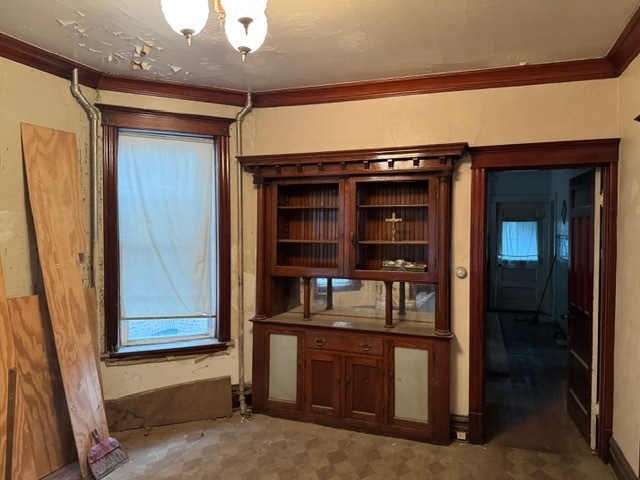 2512 N Mozart Street