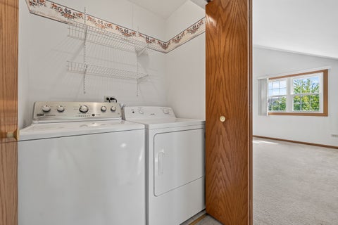 Tiny photo for 1504 ROOT Street, Crest Hill, IL 60403 (MLS # 12698965)