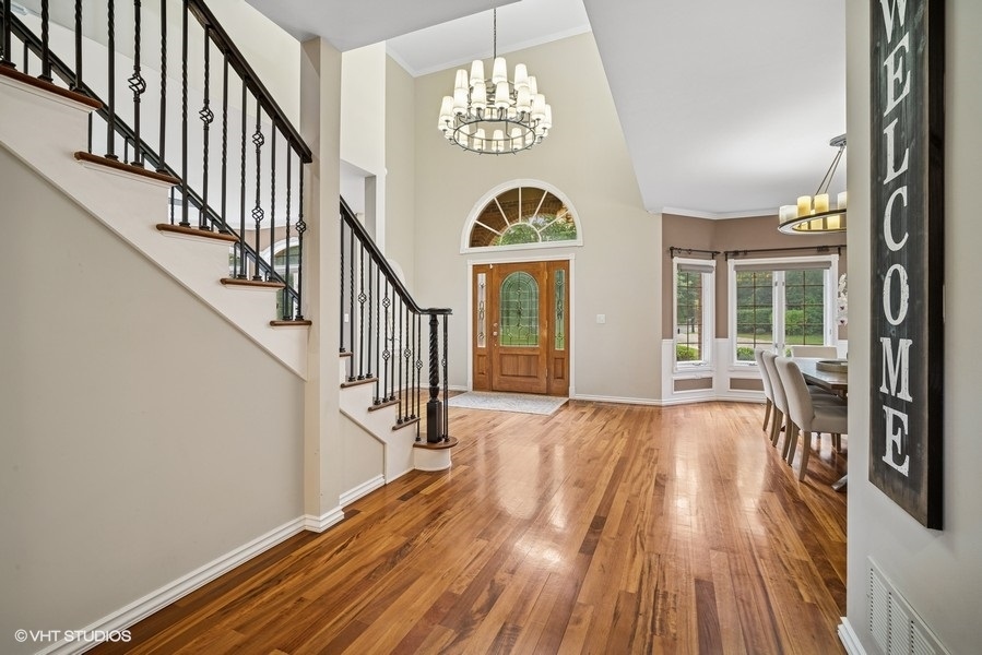 1561 Thorneberry Court