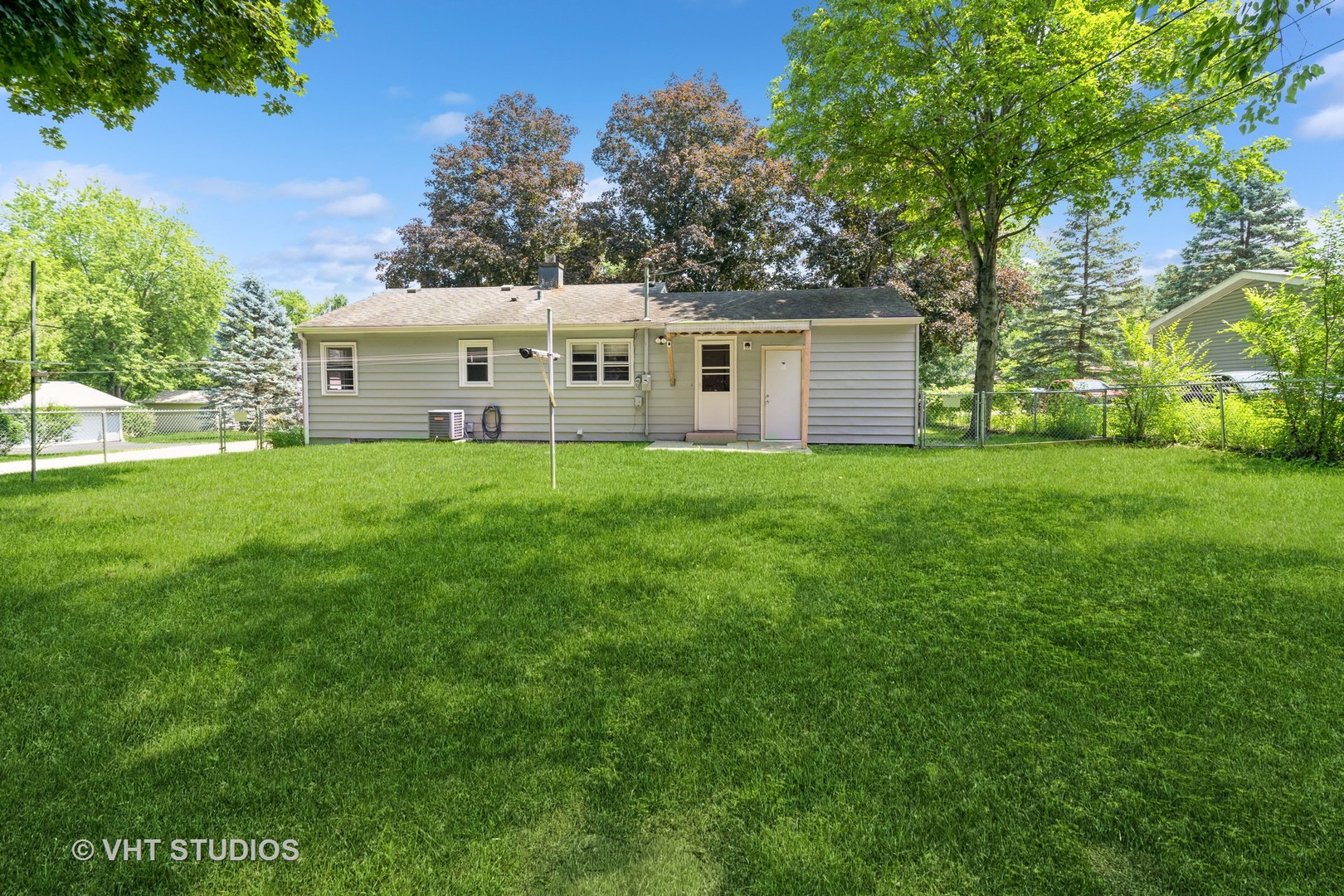 5803 Meadow Hill Lane