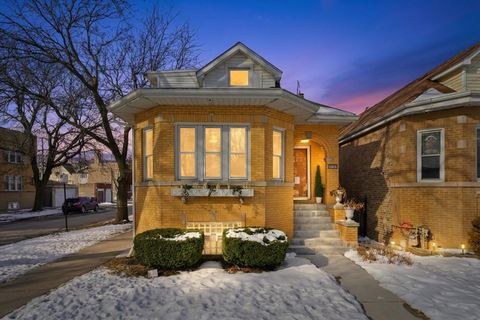 Tiny photo for 2100 N Leamington Avenue, Chicago, IL 60639 (MLS # 12561418)