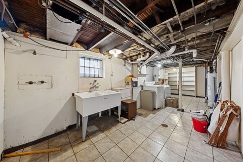 Tiny photo for 721 N Grove Avenue, Oak Park, IL 60302 (MLS # 12562994)