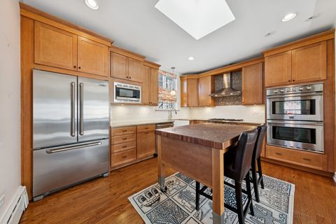 Tiny photo for 721 N Grove Avenue, Oak Park, IL 60302 (MLS # 12562994)