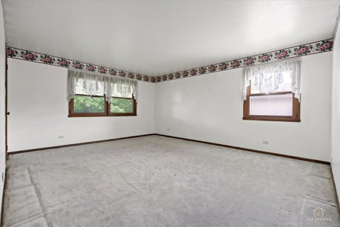 Tiny photo for 231 Southwick Lane, Schaumburg, IL 60173 (MLS # 12726043)