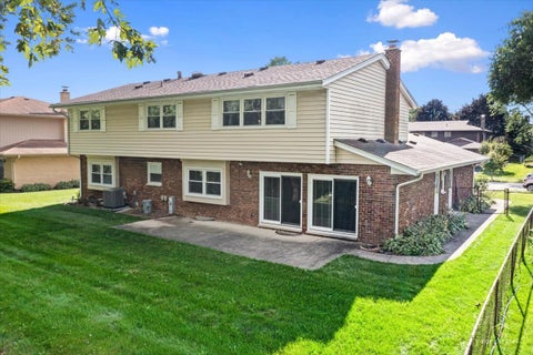 Tiny photo for 231 Southwick Lane, Schaumburg, IL 60173 (MLS # 12726043)