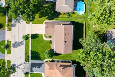 Tiny photo for 231 Southwick Lane, Schaumburg, IL 60173 (MLS # 12726043)
